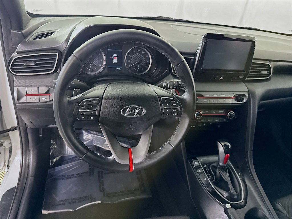 Used 2020 Hyundai Veloster 2.0 Premium image 4