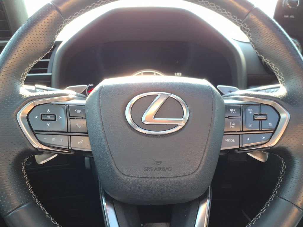 Used 2024 Lexus LX 600 F Sport AWD/4WD image 25