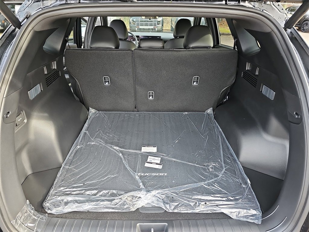 New 2026 Hyundai Tucson XRT image 12