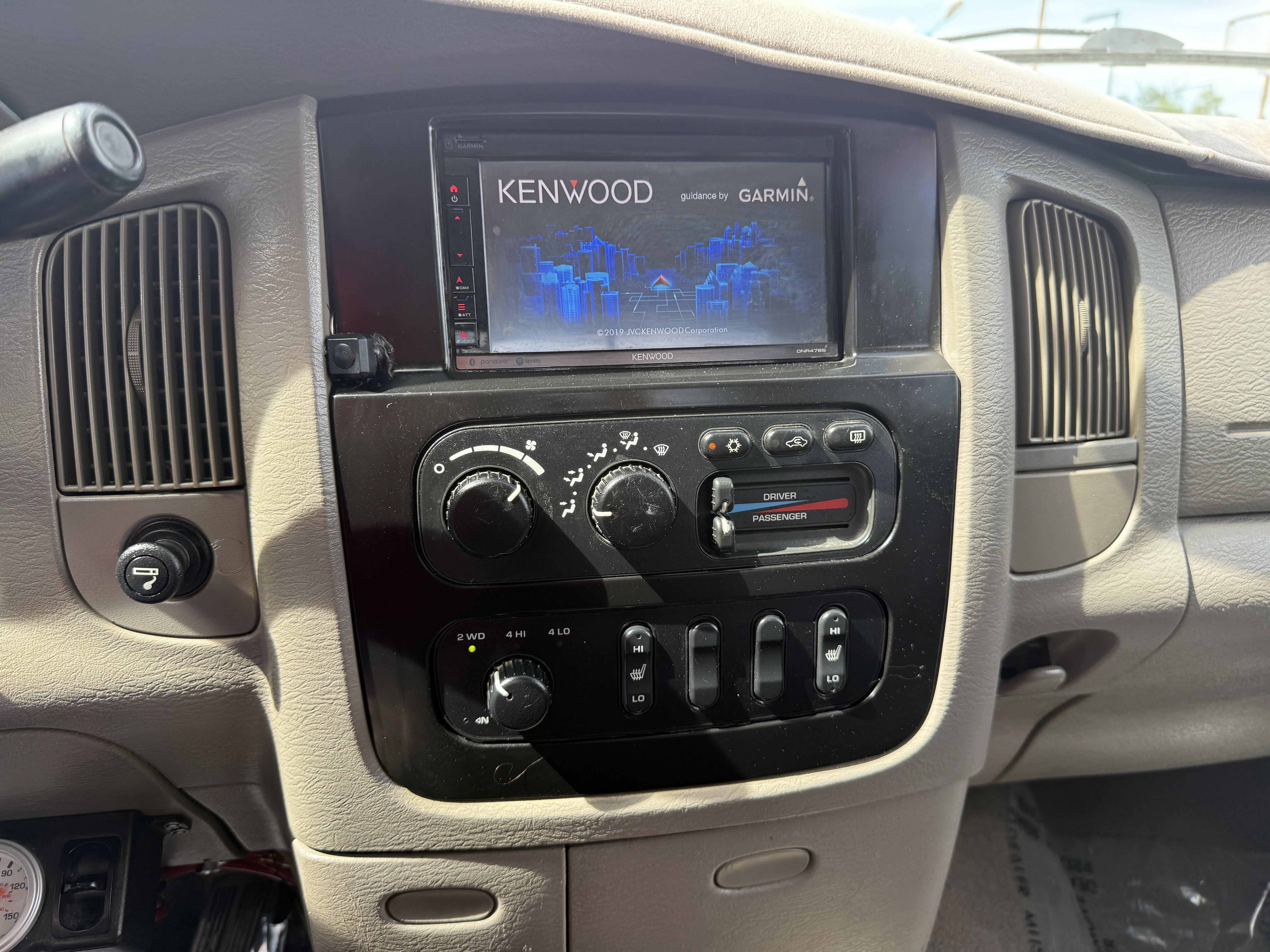Used 2005 Dodge Ram 3500 Truck SLT AWD/4WD image 14
