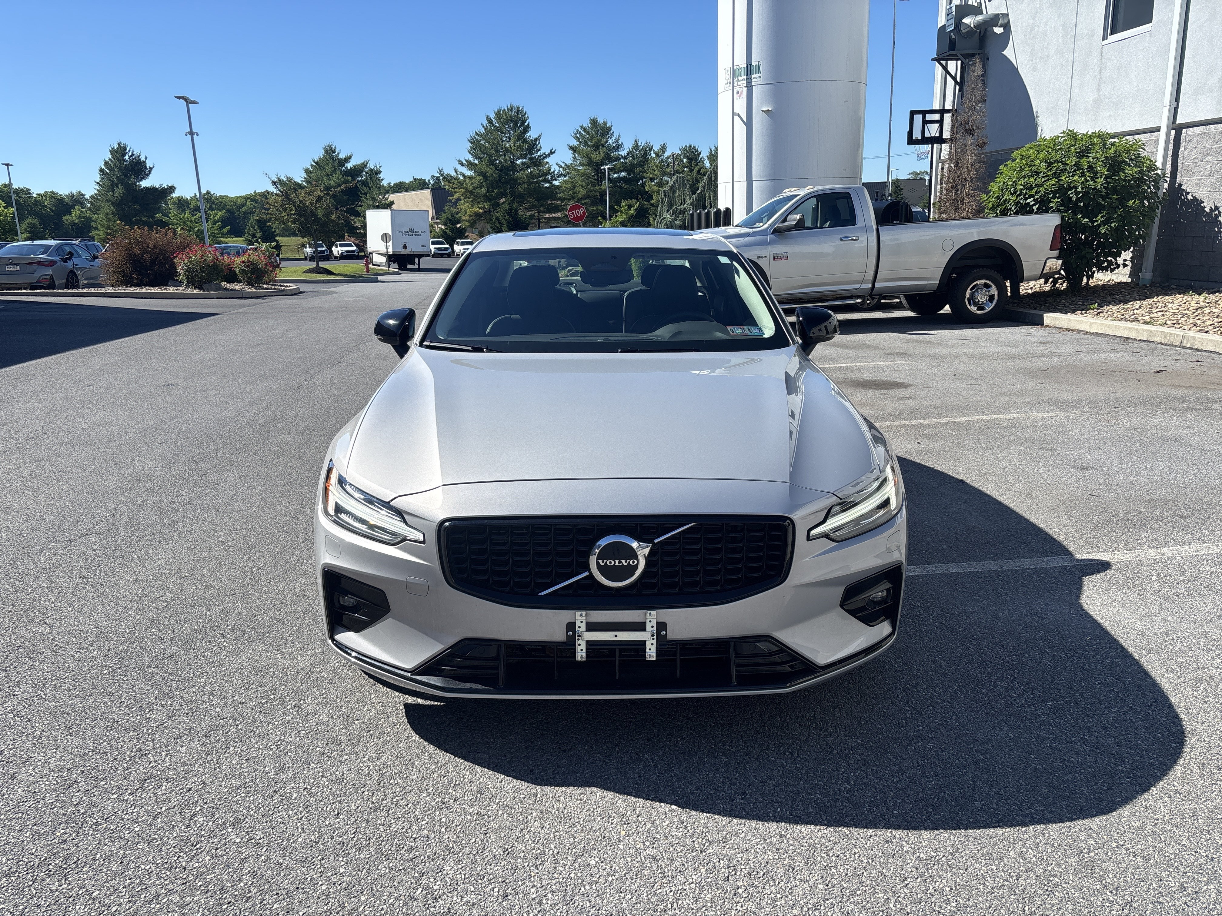 Used 2025 Volvo S60 B5 Core FWD image 19