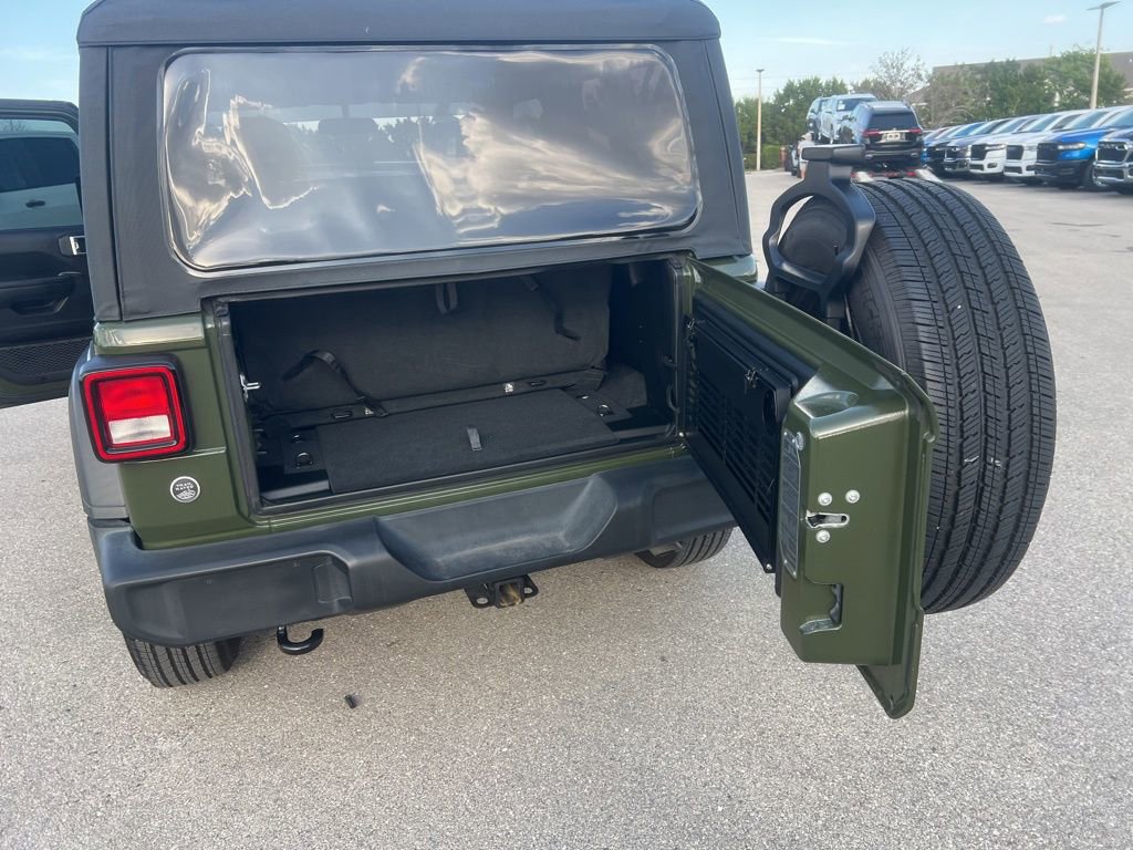 Certified 2020 Jeep Wrangler Sport AWD/4WD image 36