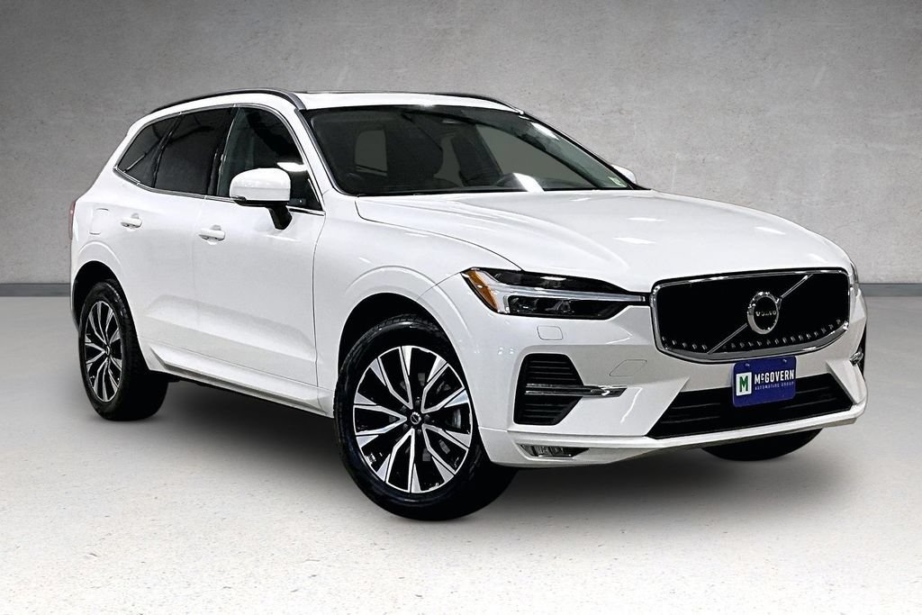 Certified 2023 Volvo XC60 B5 Core w/ Climate Package AWD/4WD image 3