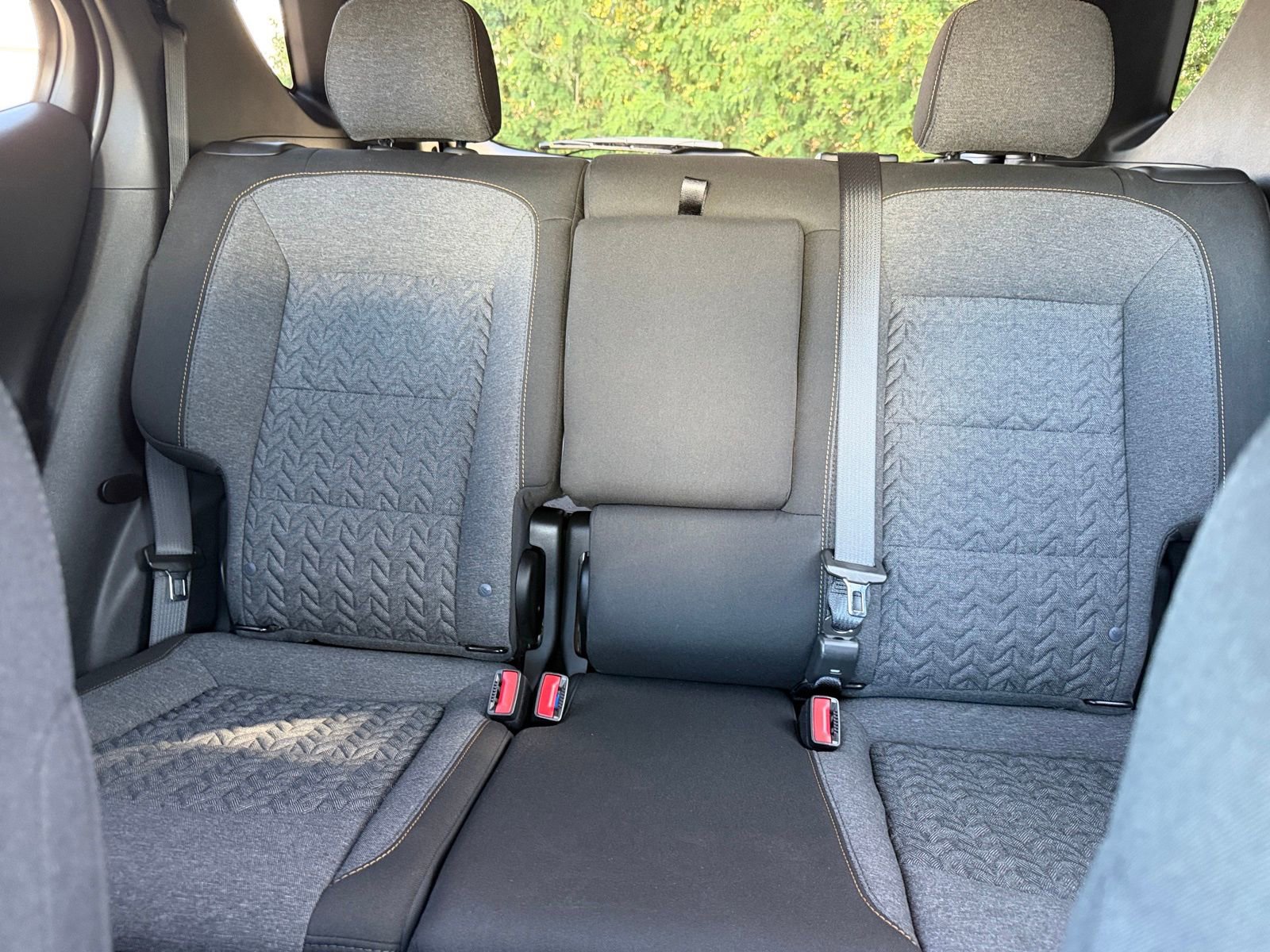 Used 2024 Chevrolet Equinox LT w/ LPO, Floor Liner Package FWD image 3