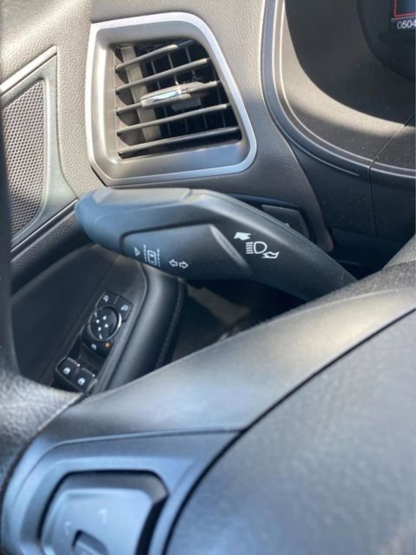 Used 2024 Ford Edge SE w/ Black Appearance Package AWD/4WD image 16