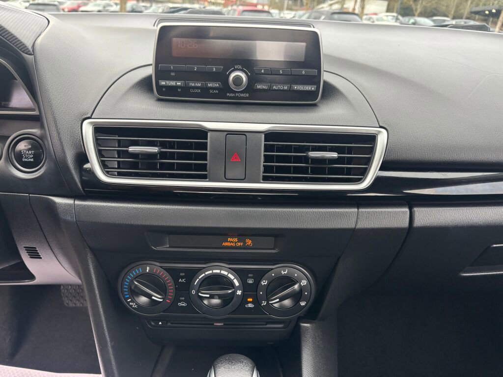 Used 2014 MAZDA MAZDA3 i Sport image 16
