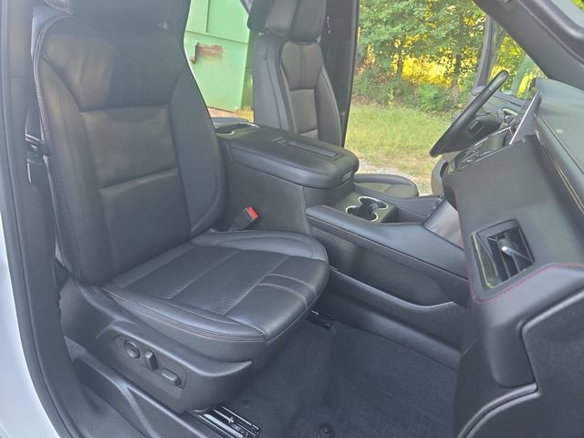 Used 2024 Chevrolet Tahoe RST w/ Luxury Package AWD/4WD image 11