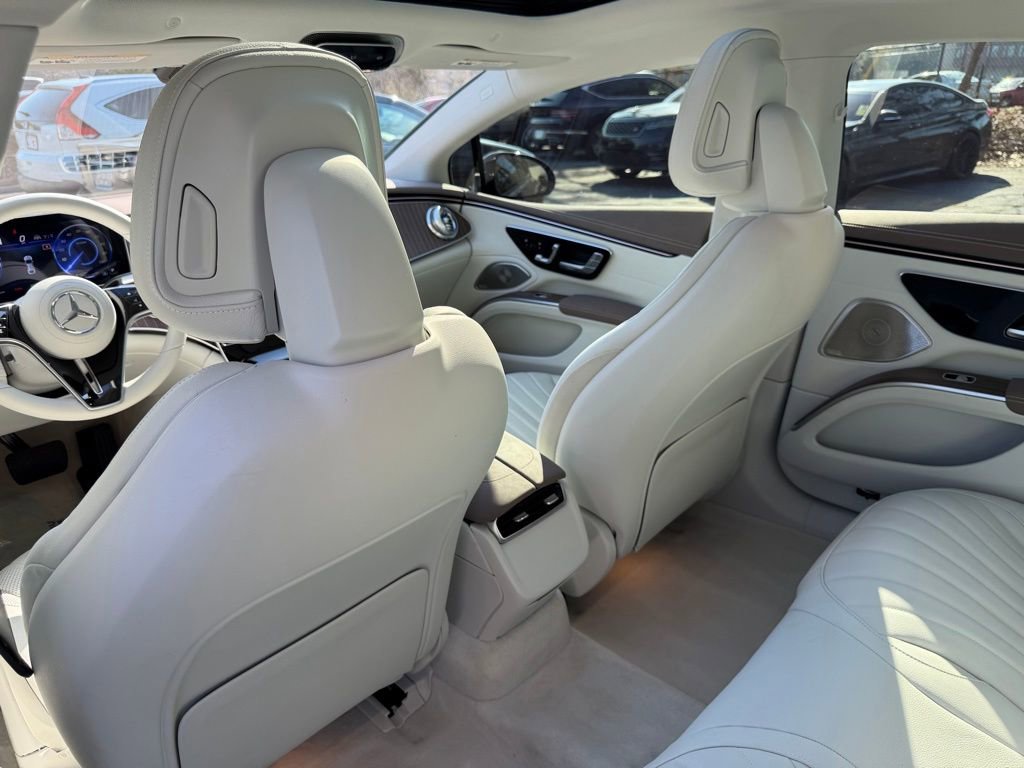 Used 2022 Mercedes-Benz EQS 450+ Sedan w/ AMG Line Exterior image 22