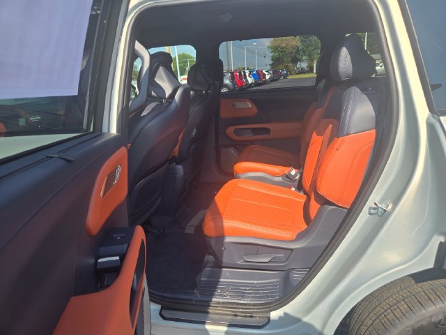 New 2027 Kia Telluride SX FWD image 19