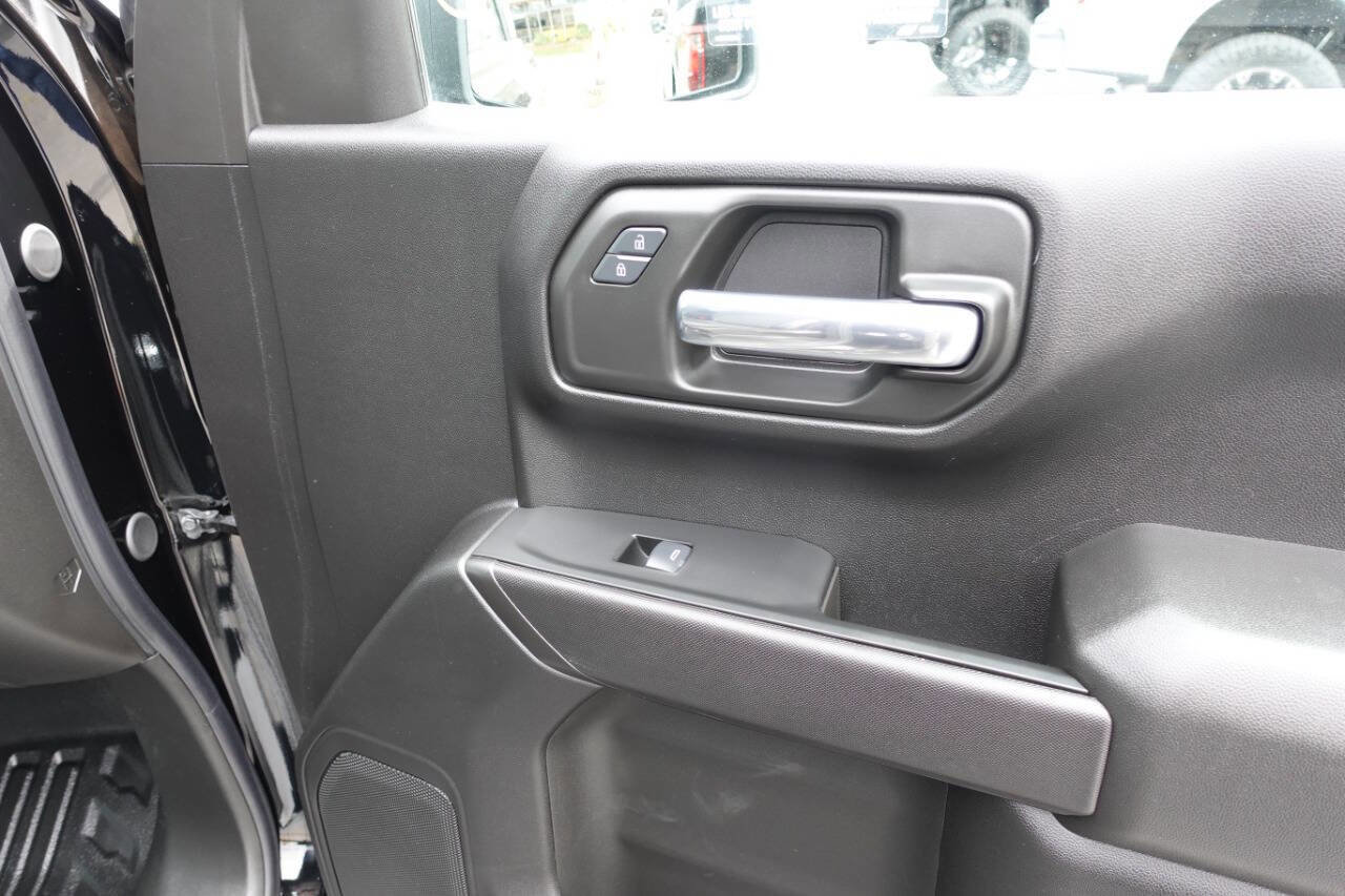 Used 2024 GMC Sierra 1500 Pro w/ Pro Value Package AWD/4WD image 33