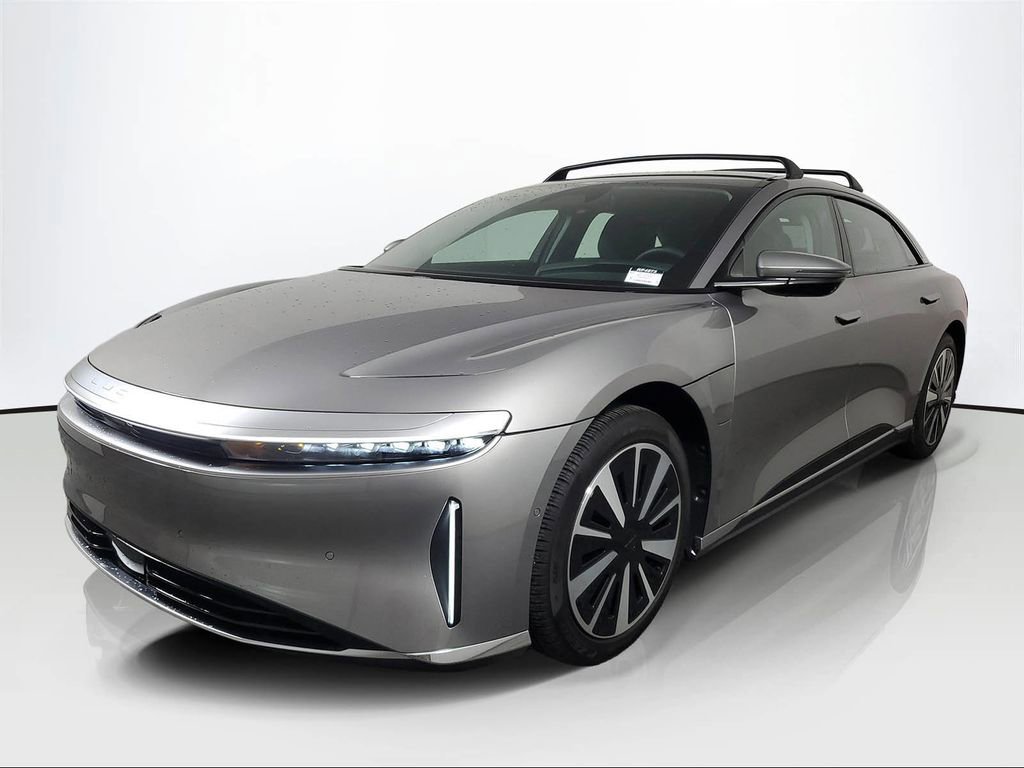 Used 2025 Lucid Air Pure image 3