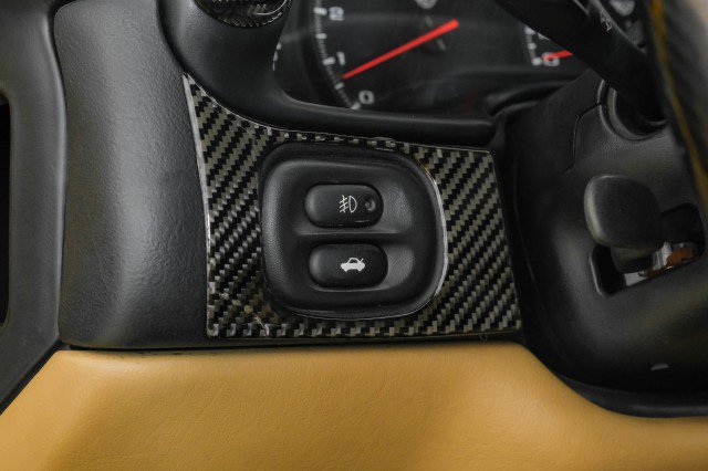 Used 2004 Chevrolet Corvette Convertible w/ Preferred Equipment Group image 17