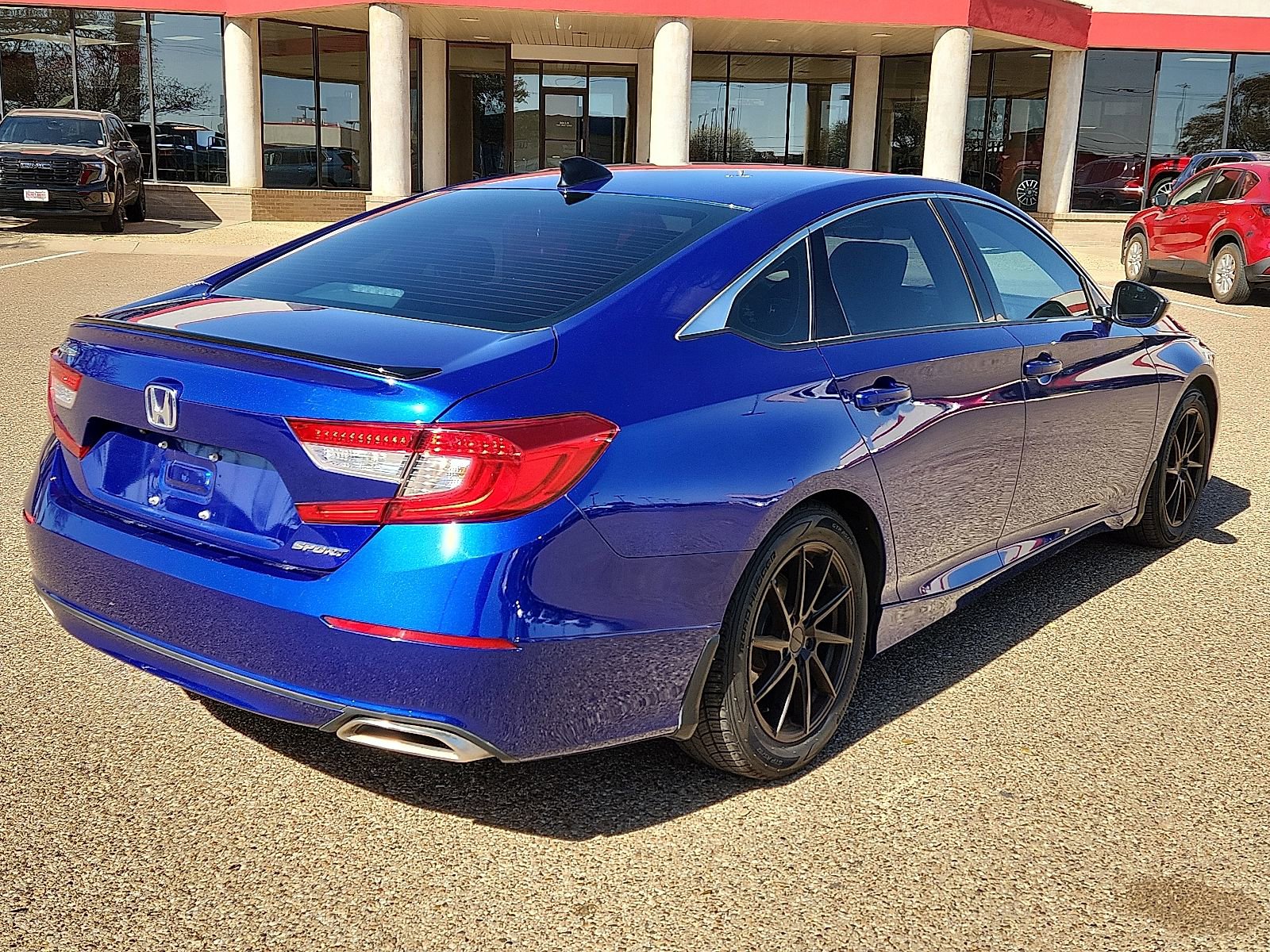 Used 2021 Honda Accord Sport image 4