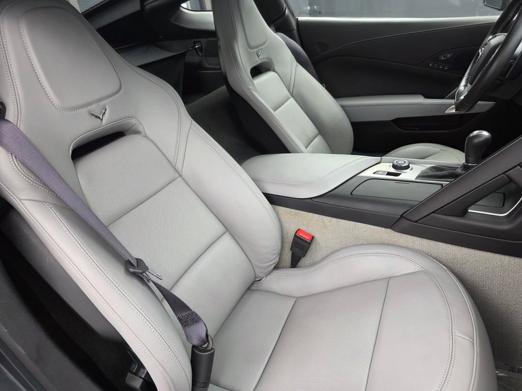 Used 2017 Chevrolet Corvette Stingray Coupe w/ 2LT Preferred Equipment Group RWD image 22