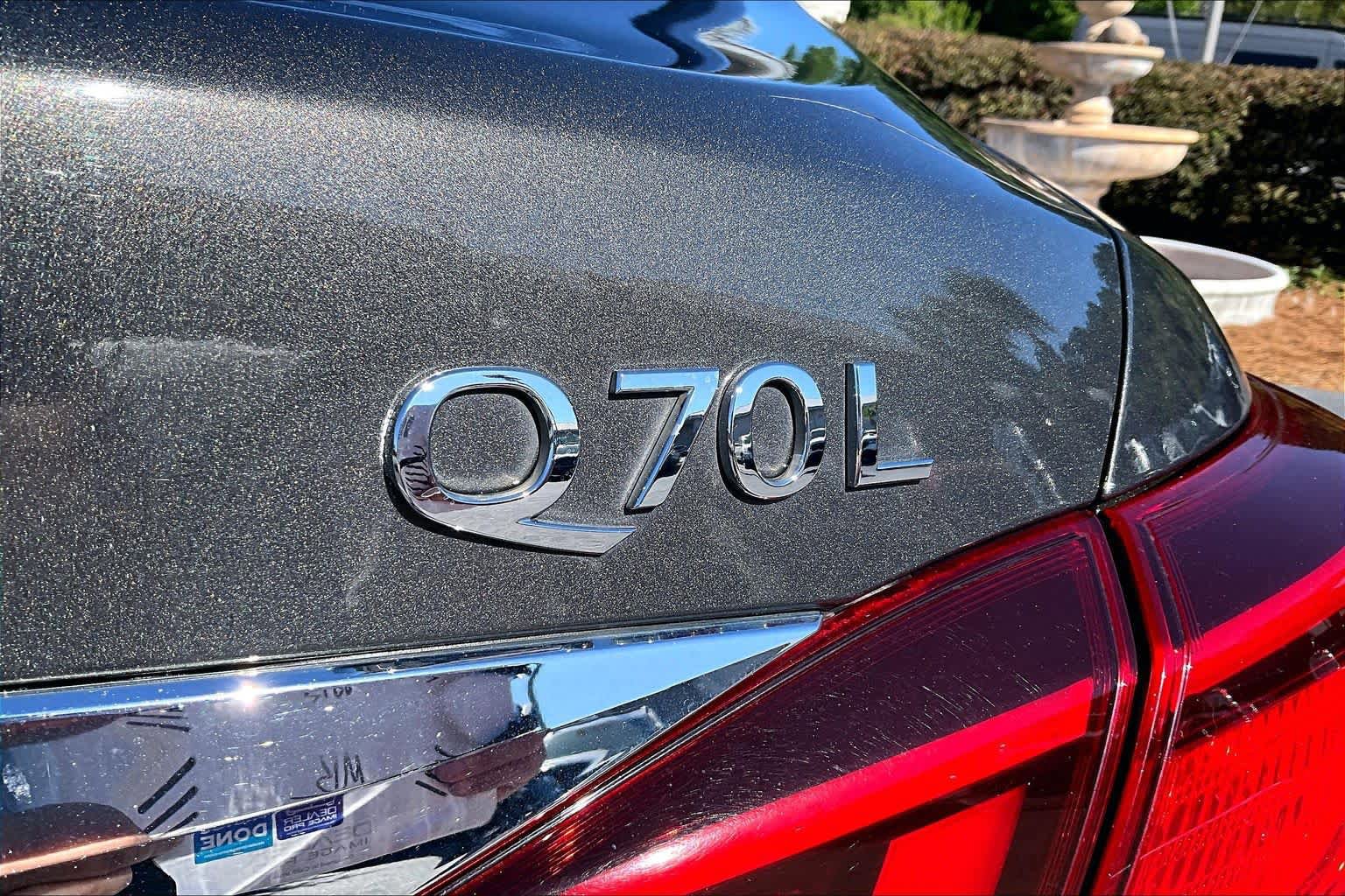 Used 2015 INFINITI Q70 L 3.7 image 10
