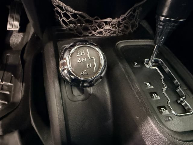 Used 2012 Jeep Wrangler Unlimited Sahara w/ Connectivity Group AWD/4WD image 24