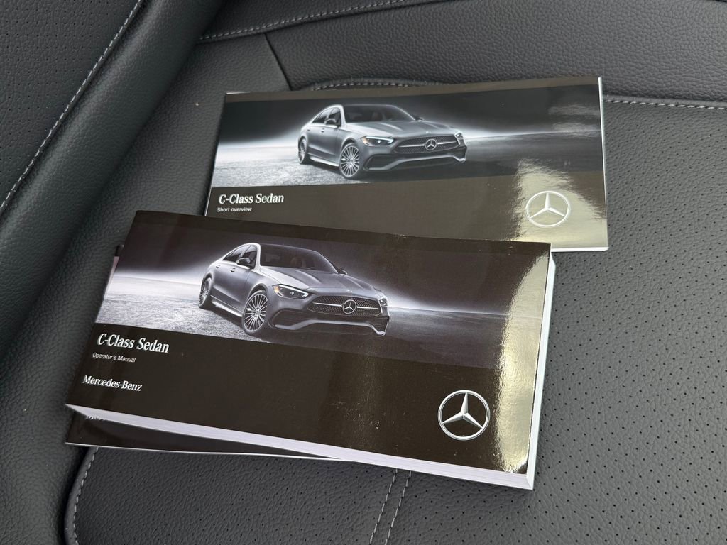 Used 2025 Mercedes-Benz C 300 4MATIC Sedan image 11