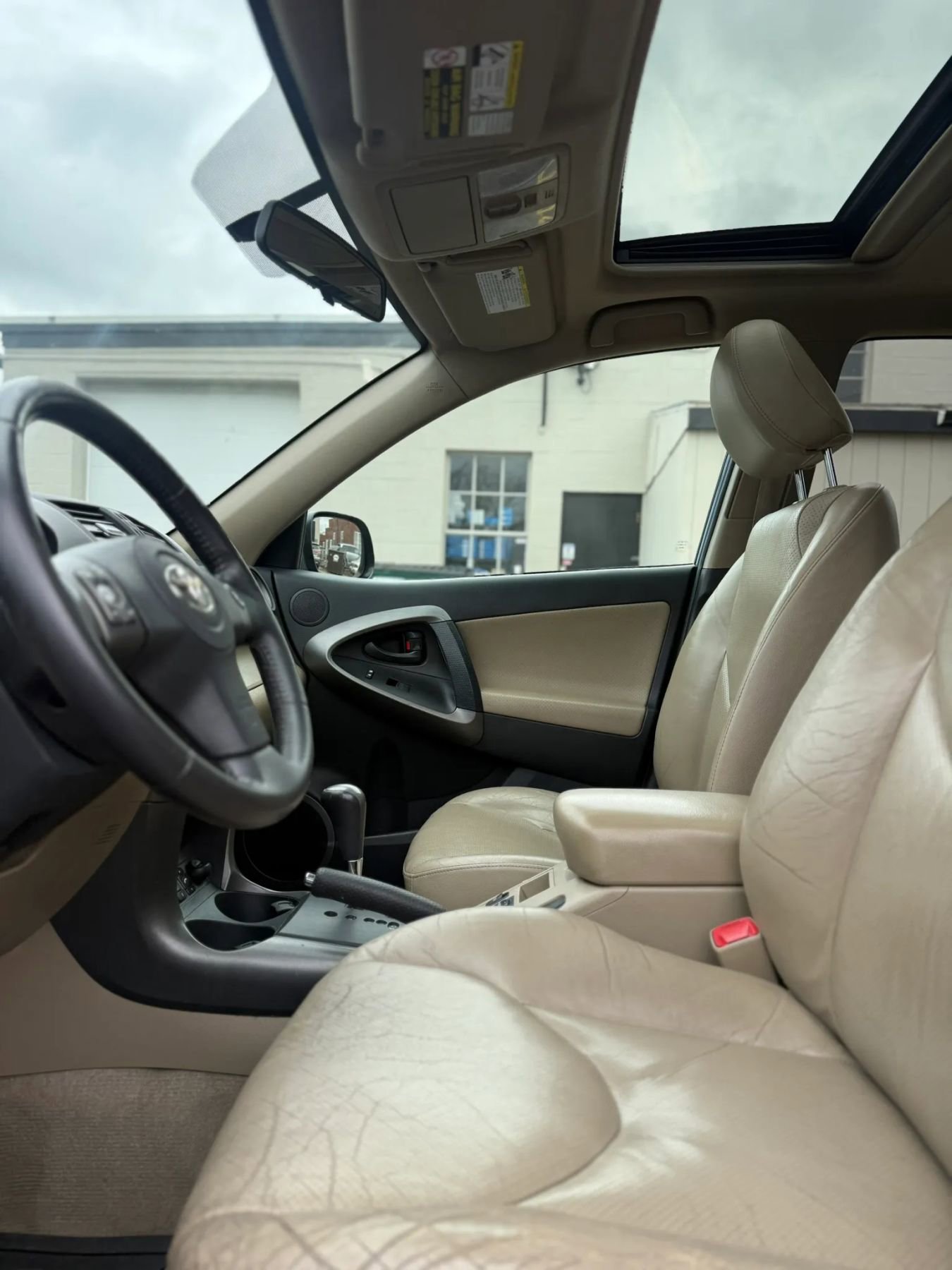 Used 2010 Toyota RAV4 Limited FWD image 20