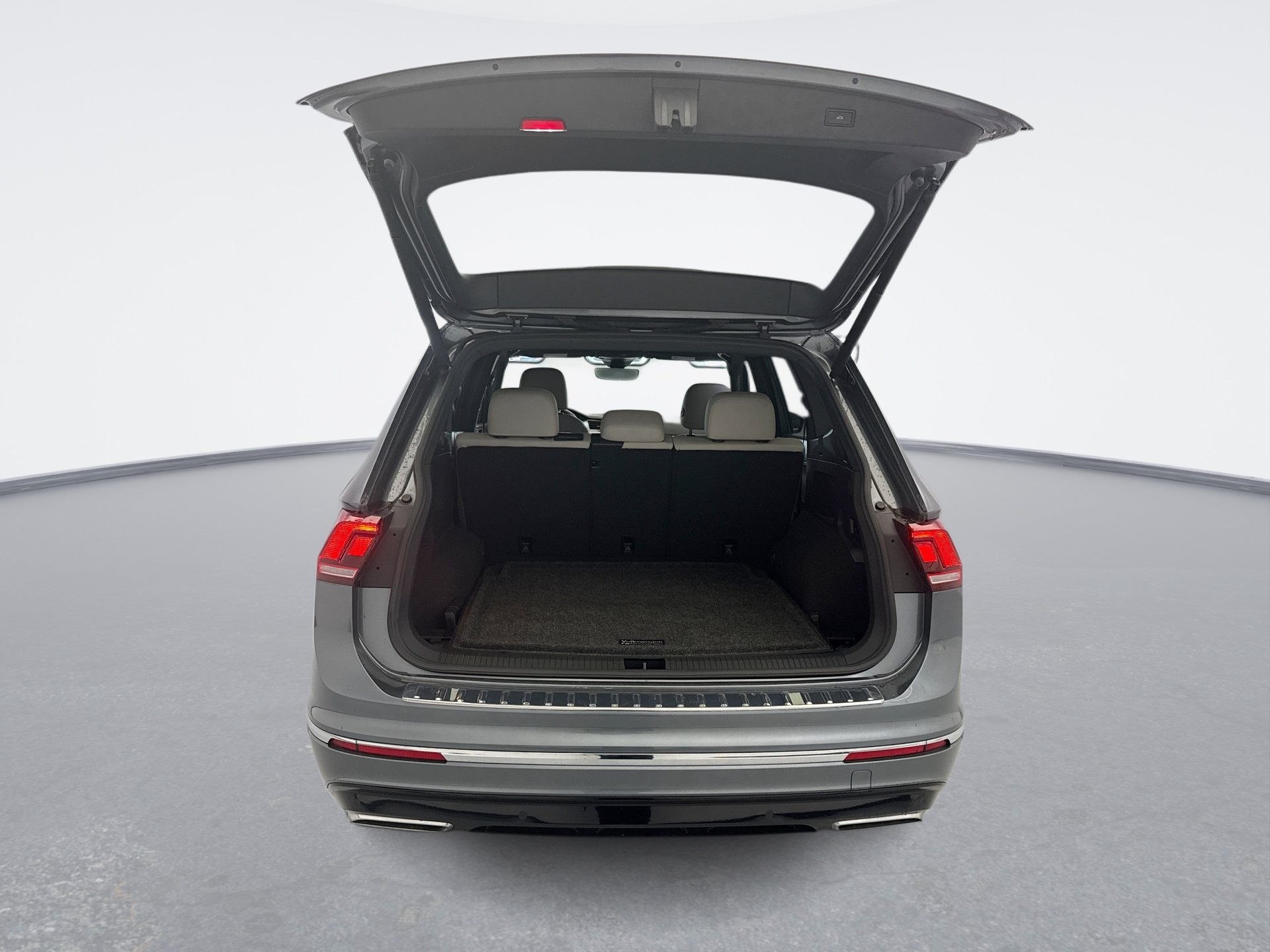 Used 2021 Volkswagen Tiguan SEL Premium R-Line AWD/4WD image 23