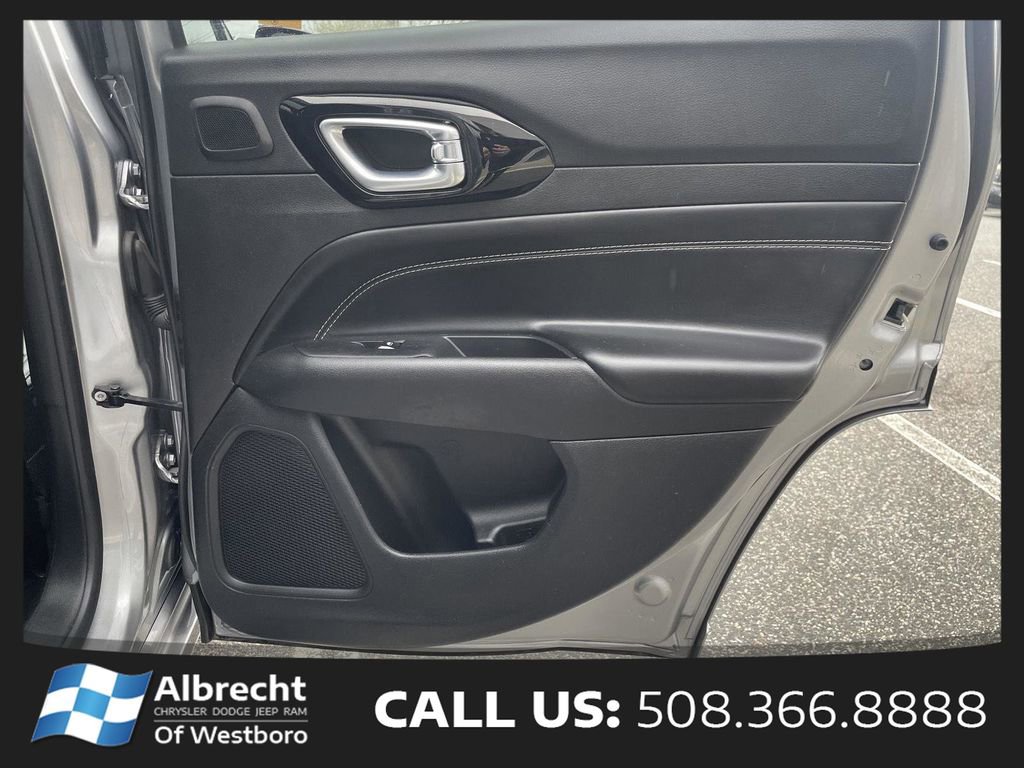 Used 2023 Jeep Compass High Altitude AWD/4WD image 18