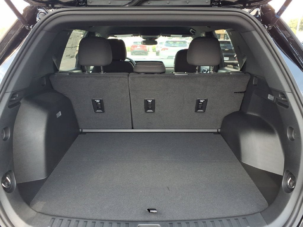 New 2026 GMC Terrain Elevation FWD image 16