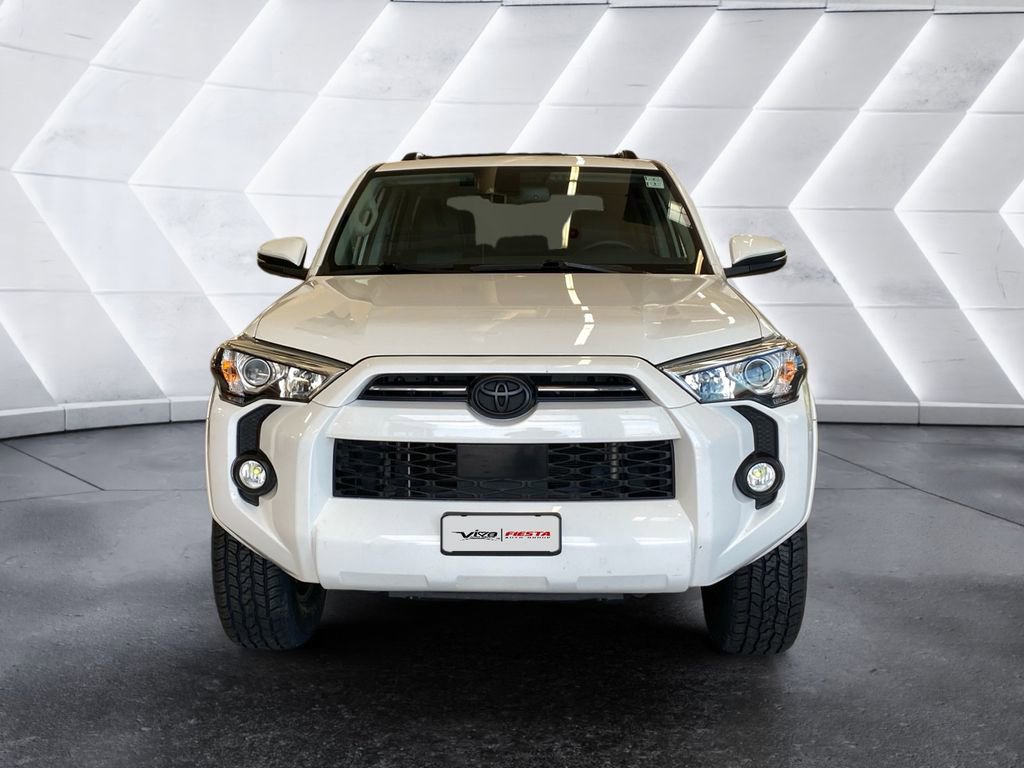 Used 2020 Toyota 4Runner SR5 Premium image 2