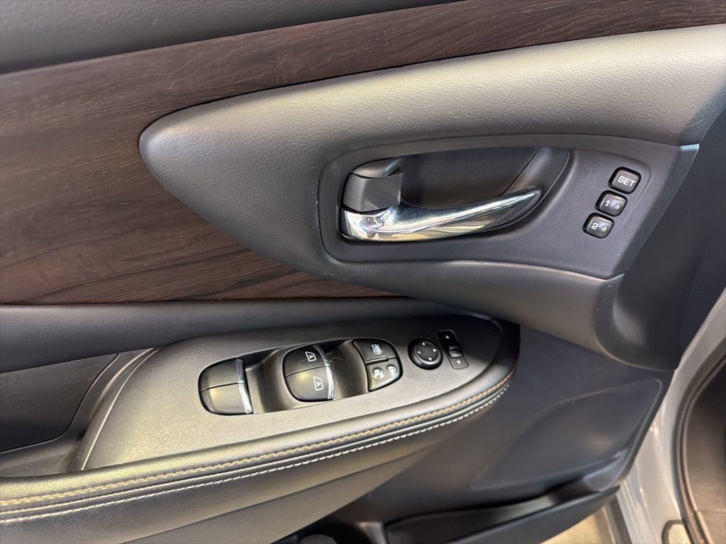 Used 2021 Nissan Murano Platinum w/ Cargo Package image 52