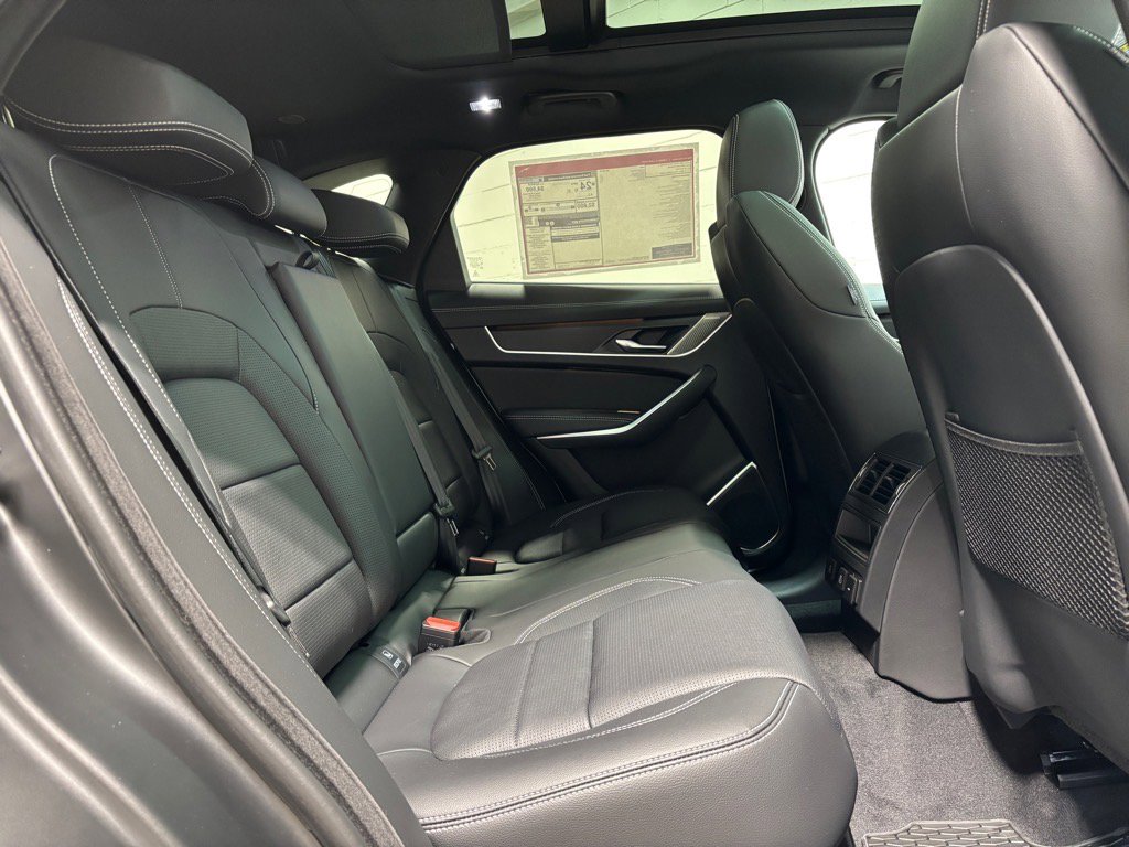New 2026 Jaguar F-PACE R-Dynamic S image 39