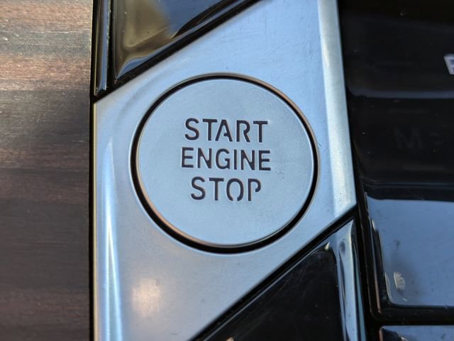 Used 2024 BMW X5 xDrive40i w/ Premium Package image 29