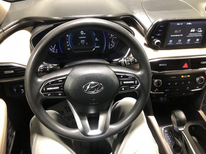 Used 2019 Hyundai Santa Fe SEL image 23
