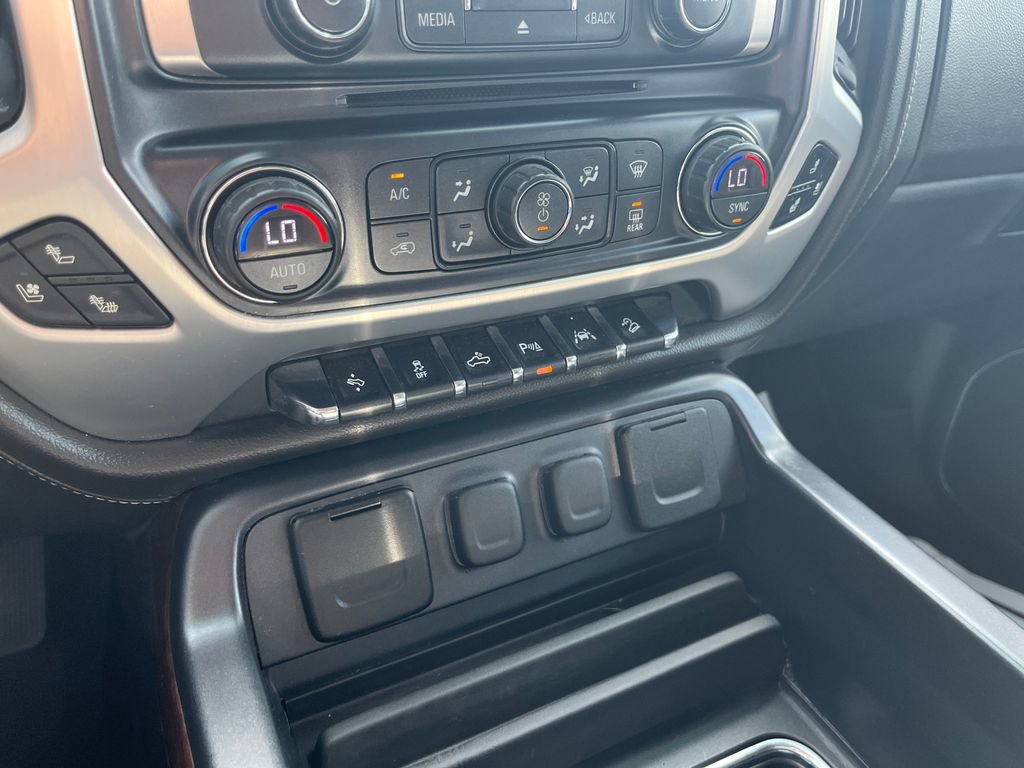 Used 2017 GMC Sierra 1500 SLT AWD/4WD image 20