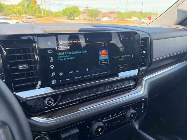 Used 2025 Chevrolet Silverado 1500 LT Trail Boss w/ Convenience Package II AWD/4WD image 21