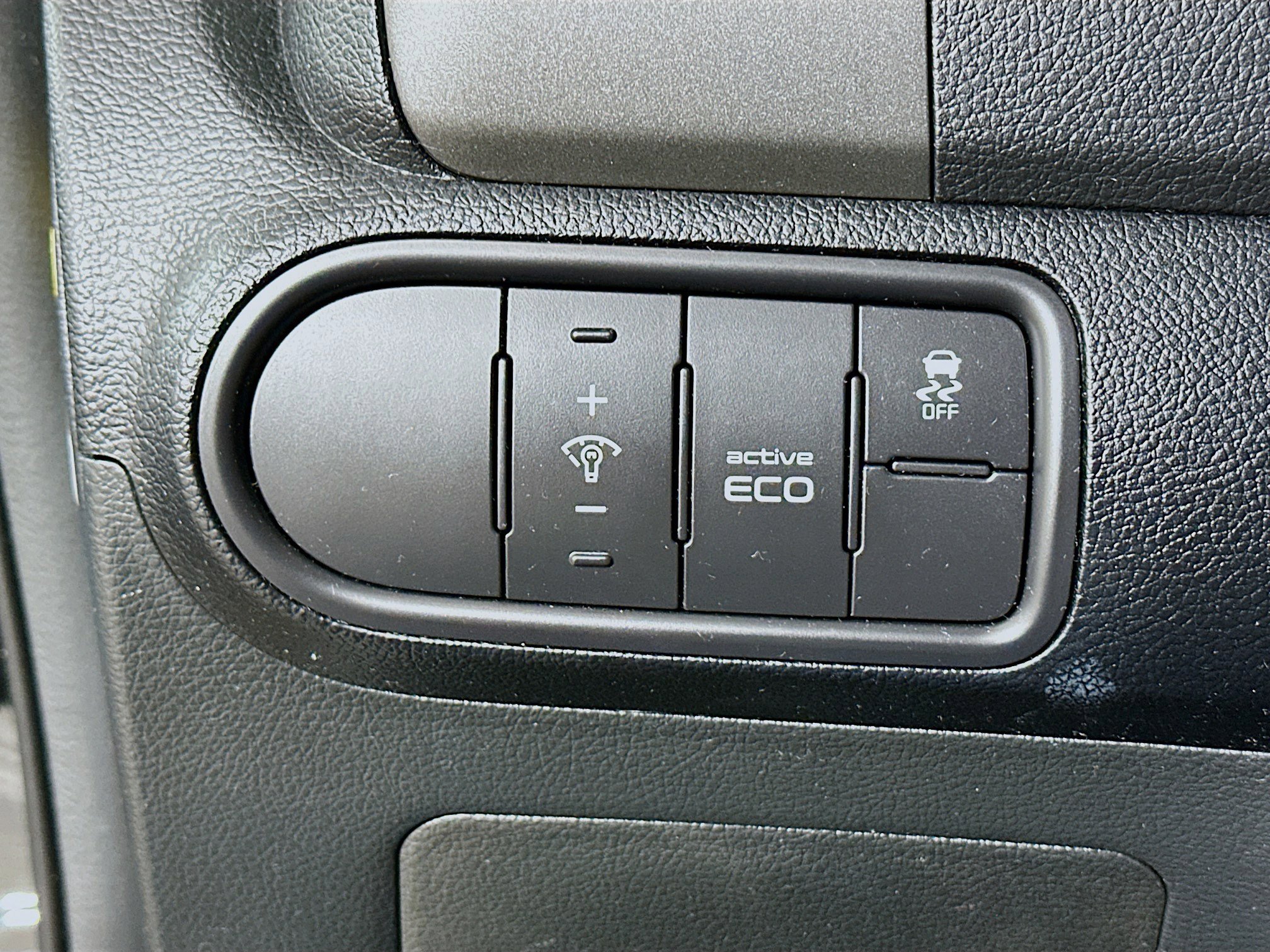 Used 2016 Kia Forte LX w/ LX Popular Package image 17