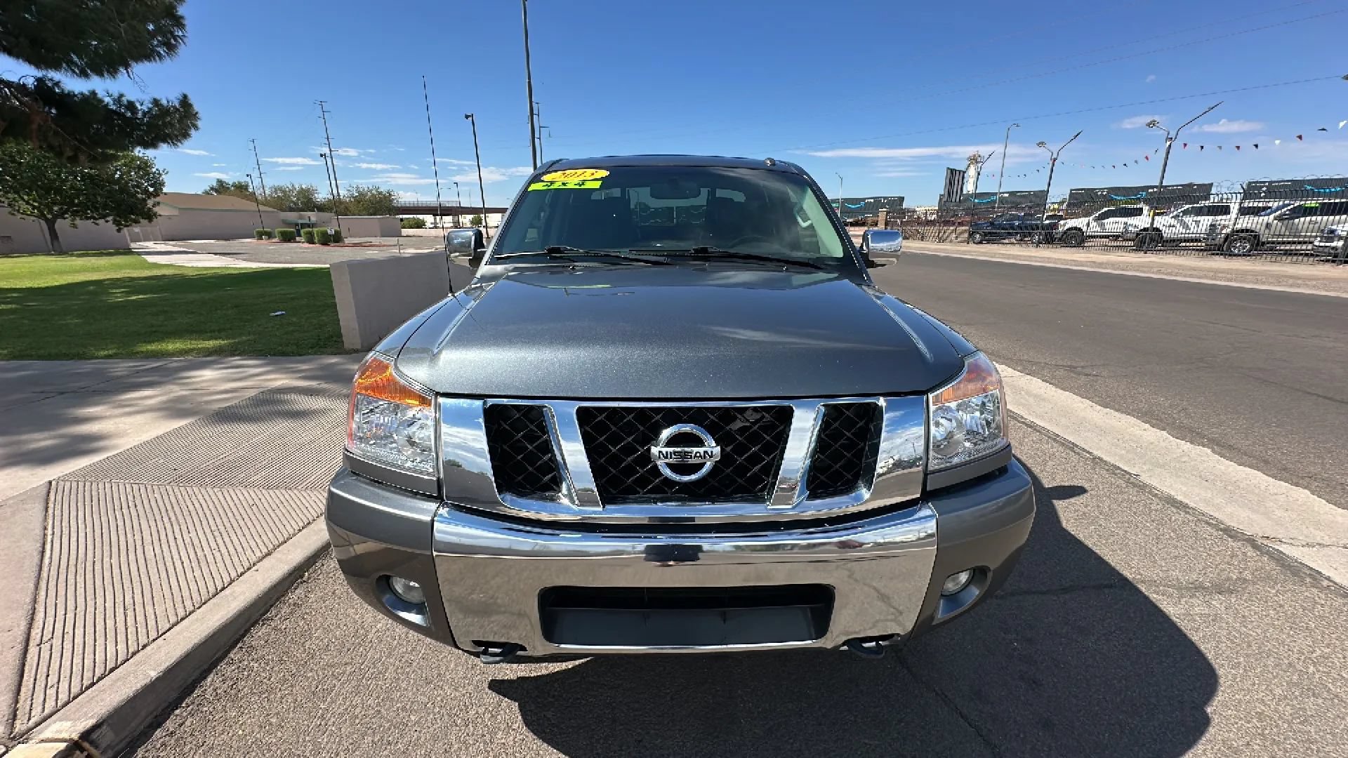 Used 2013 Nissan Titan SL AWD/4WD image 8