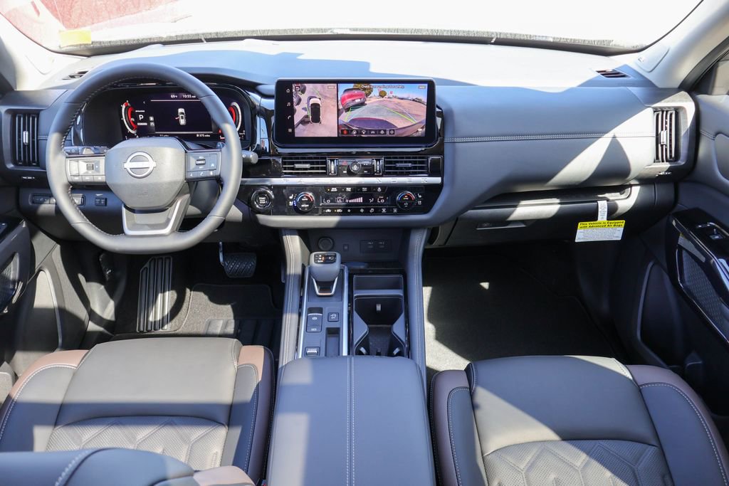 New 2026 Nissan Pathfinder Platinum image 6