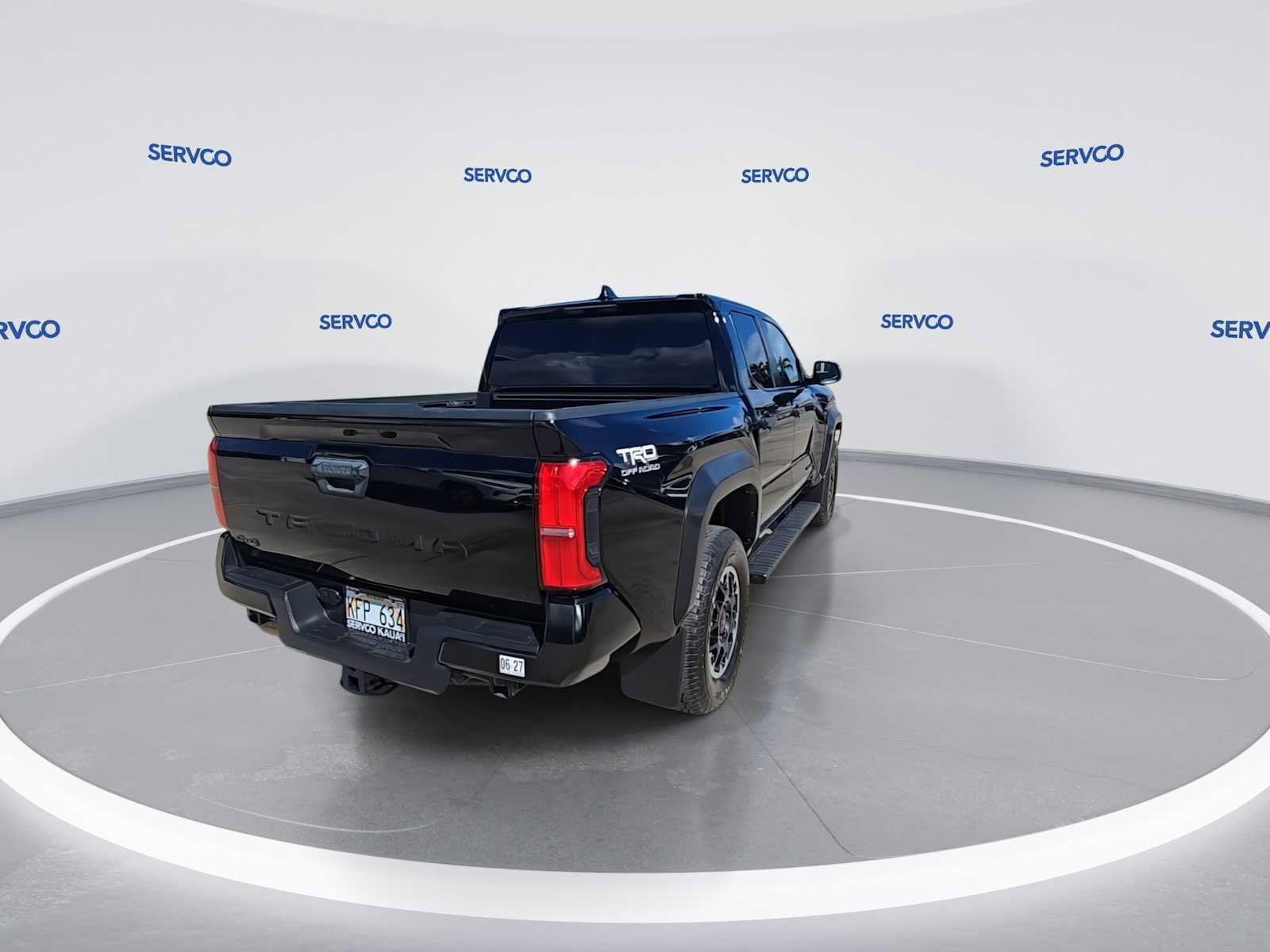 Used 2024 Toyota Tacoma TRD Off-Road AWD/4WD image 5