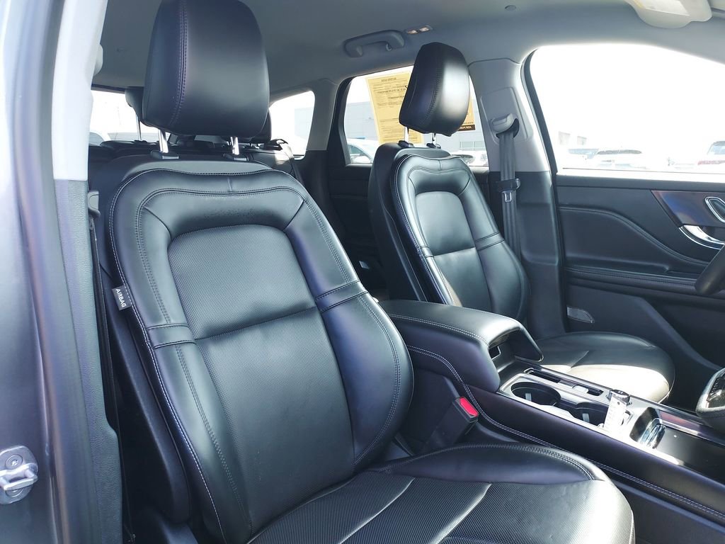 Used 2022 Lincoln Corsair AWD w/ Equipment Group 101A image 29