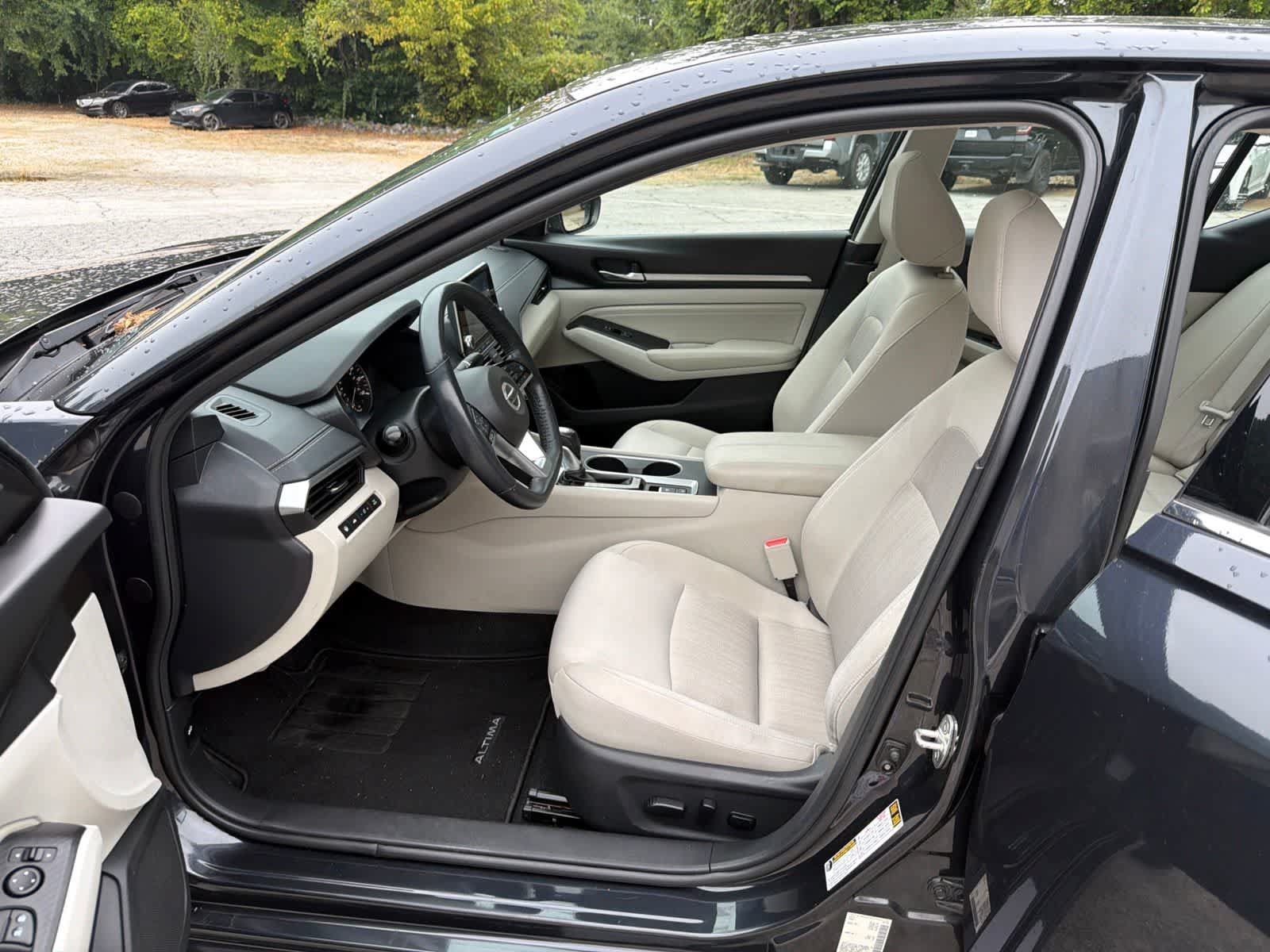 Used 2019 Nissan Altima 2.5 SV AWD/4WD image 17