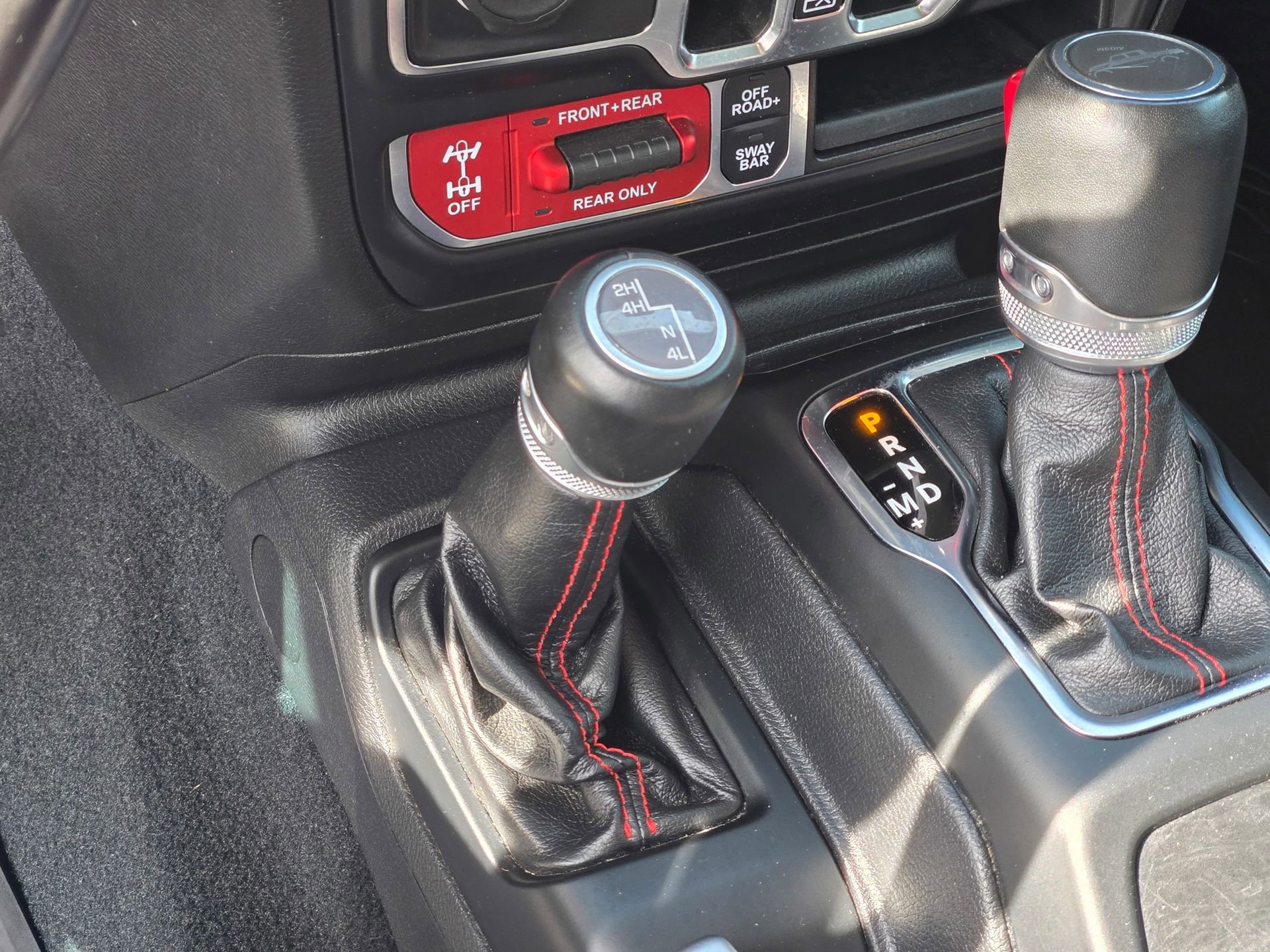 Used 2022 Jeep Gladiator Rubicon w/ LED Lighting Group AWD/4WD image 37