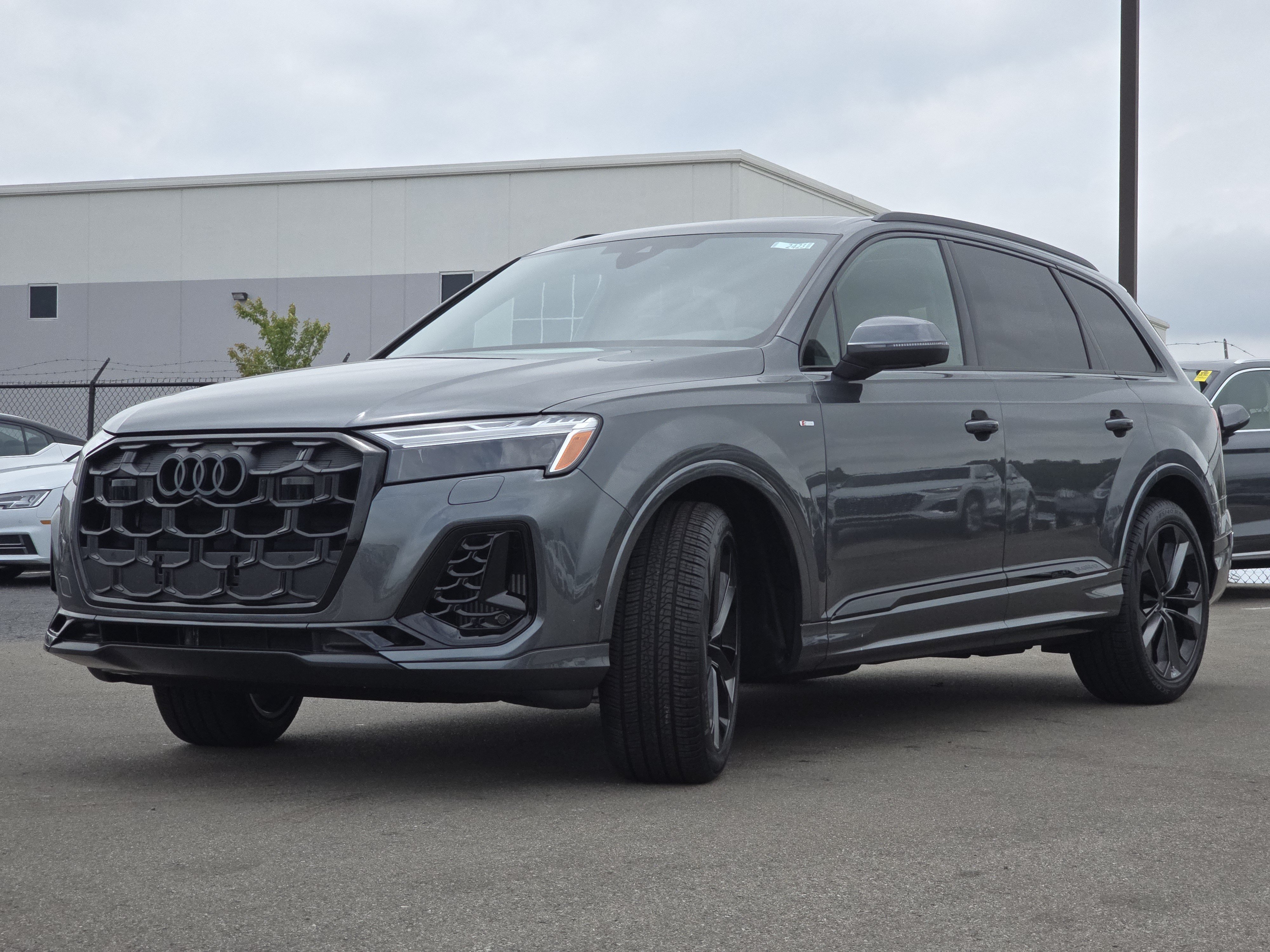 New 2026 Audi Q7 Premium Plus AWD/4WD image 3