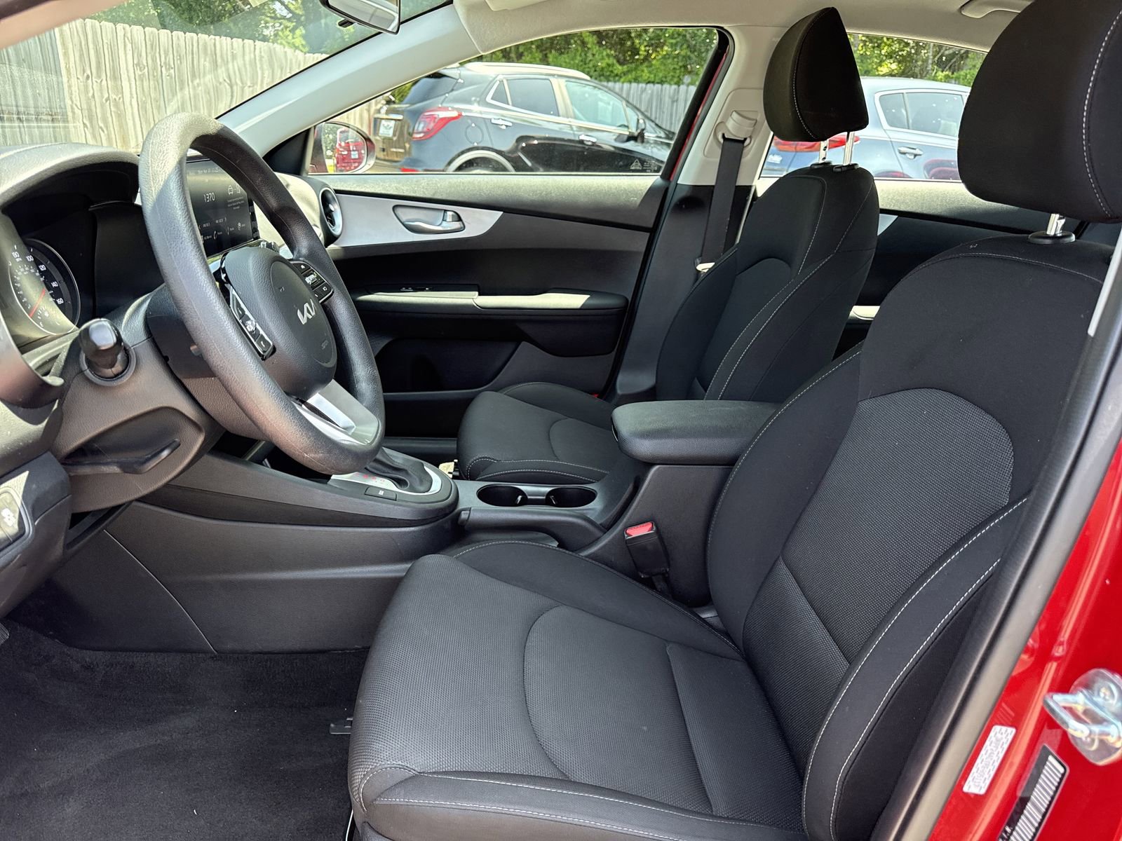 Used 2024 Kia Forte LXS FWD image 9