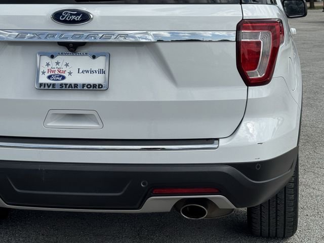 Used 2018 Ford Explorer XLT w/ Equipment Group 202A FWD image 6