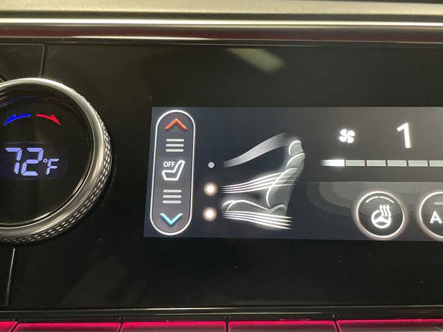 Used 2023 Genesis GV70 2.5T Advanced w/ Advanced Package image 8