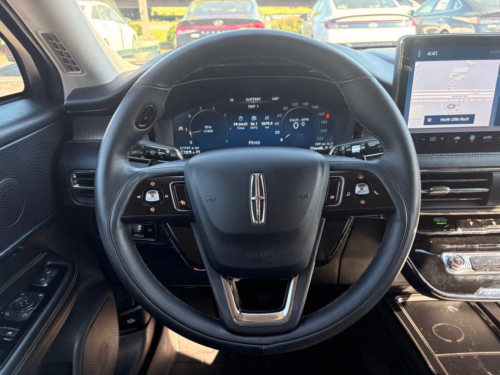 Used 2023 Lincoln Corsair Reserve AWD/4WD image 14