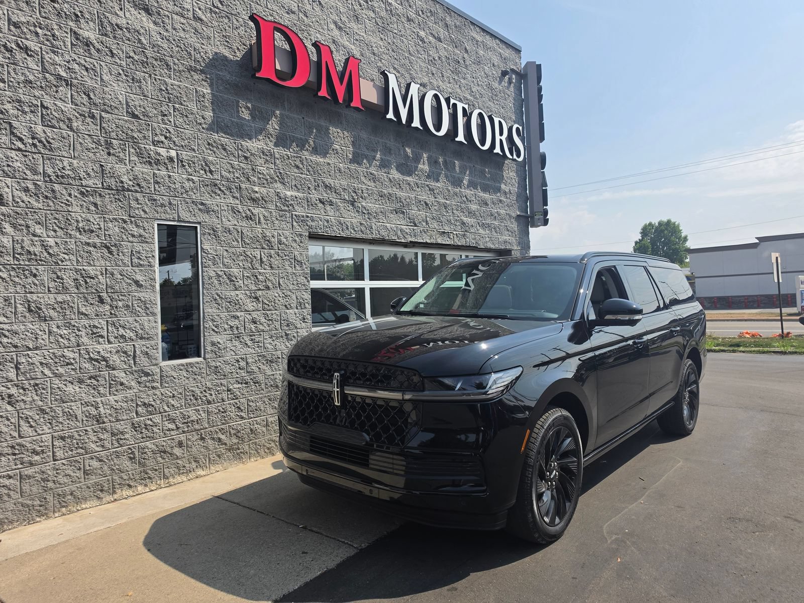Used 2026 Lincoln Navigator L Reserve w/ Jet Appearance Package AWD/4WD image 13