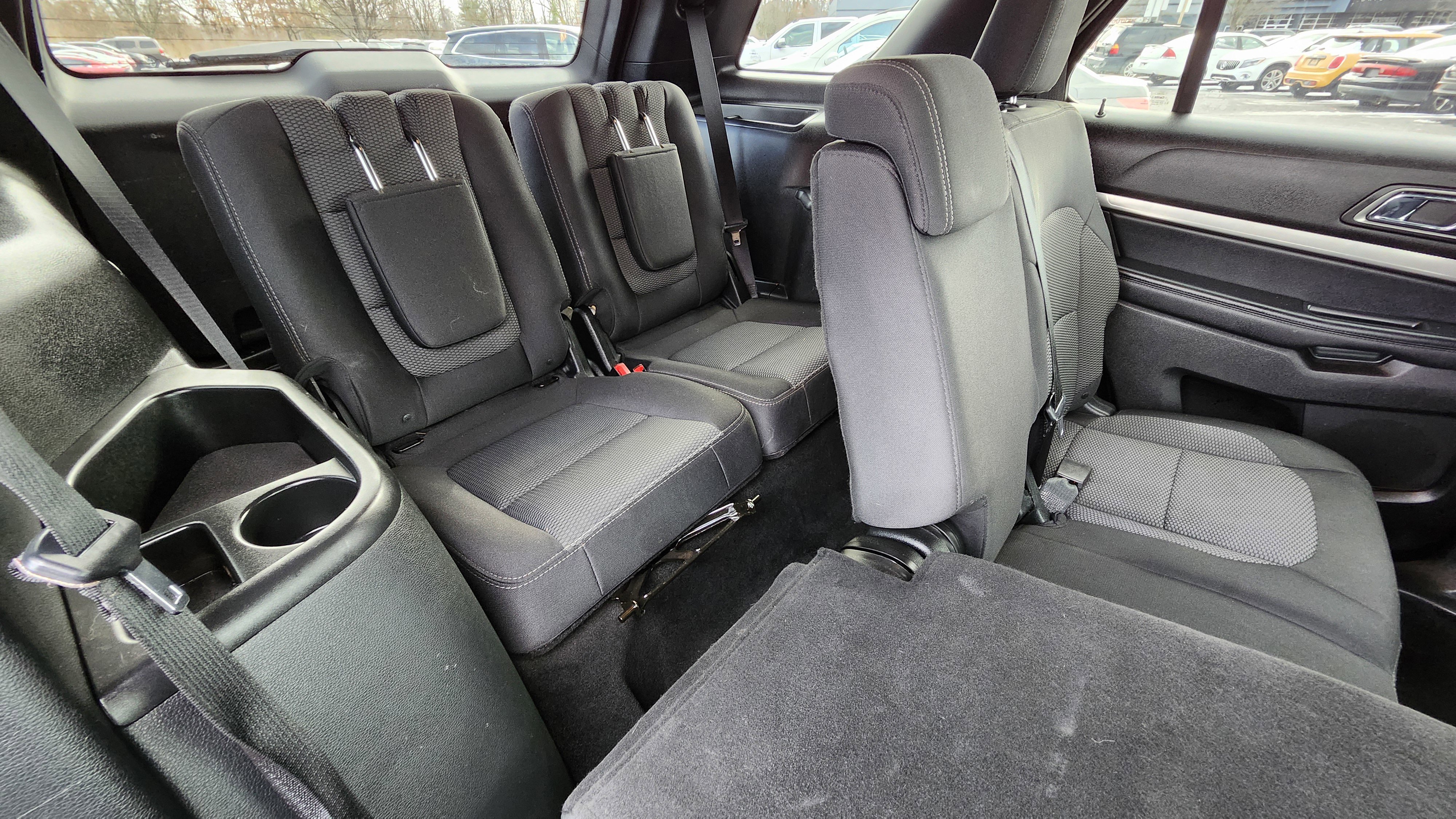 Used 2018 Ford Explorer XLT w/ Equipment Group 201A image 19