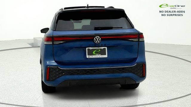 Used 2025 Volkswagen Tiguan SE R-Line FWD image 10