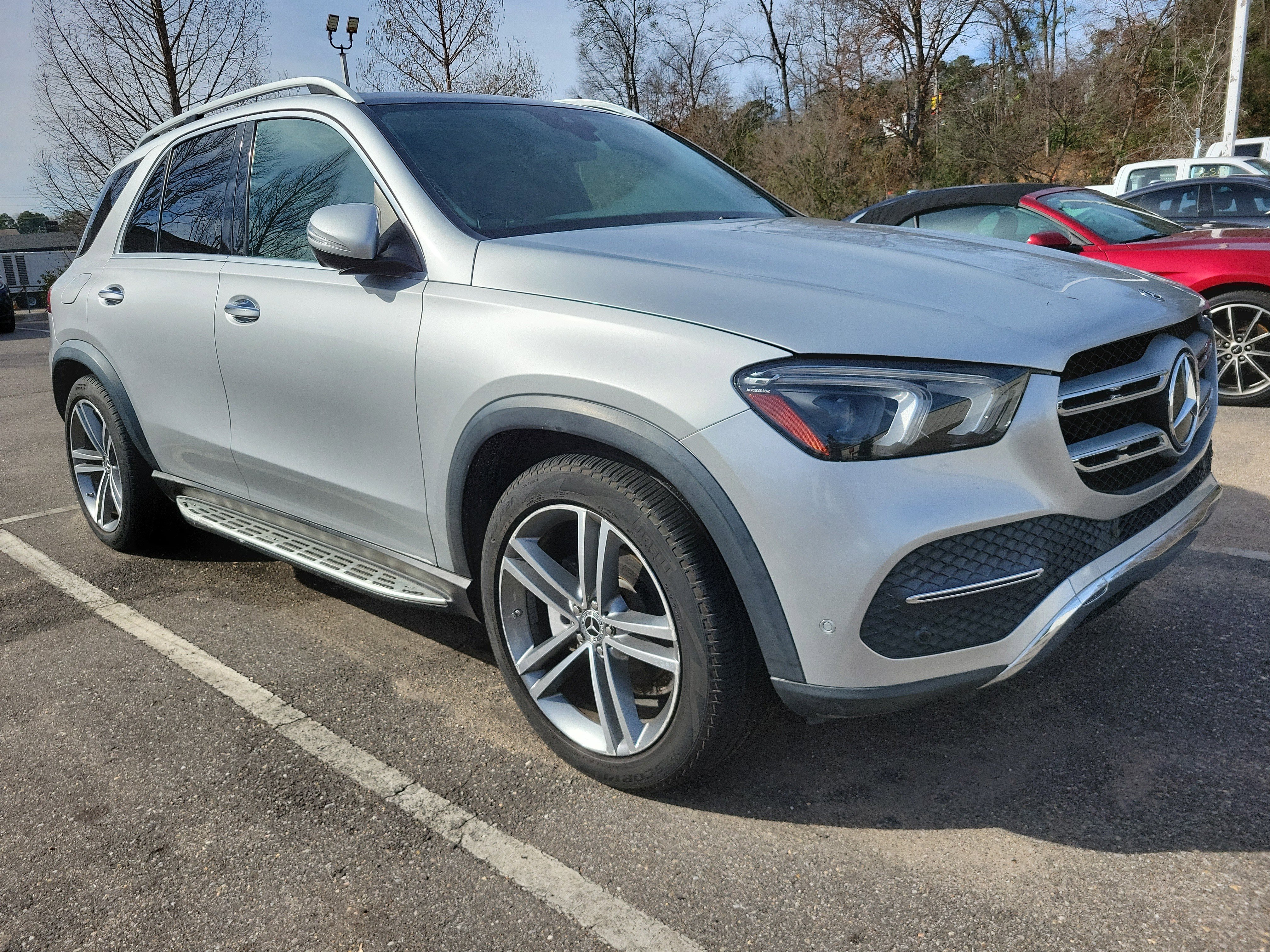 Used 2020 Mercedes-Benz GLE 350 w/ Premium Package image 1