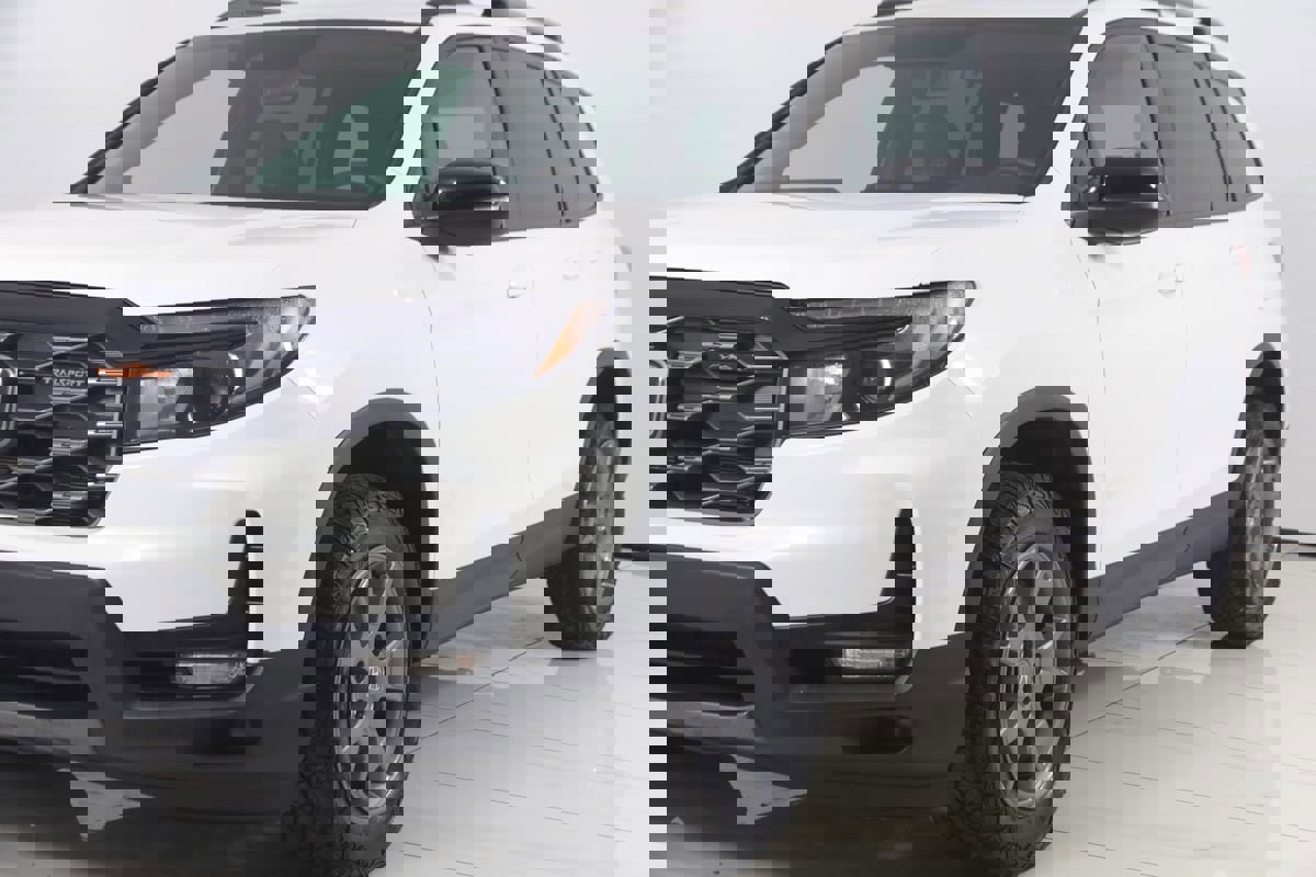 Used 2024 Honda Passport TrailSport image 49