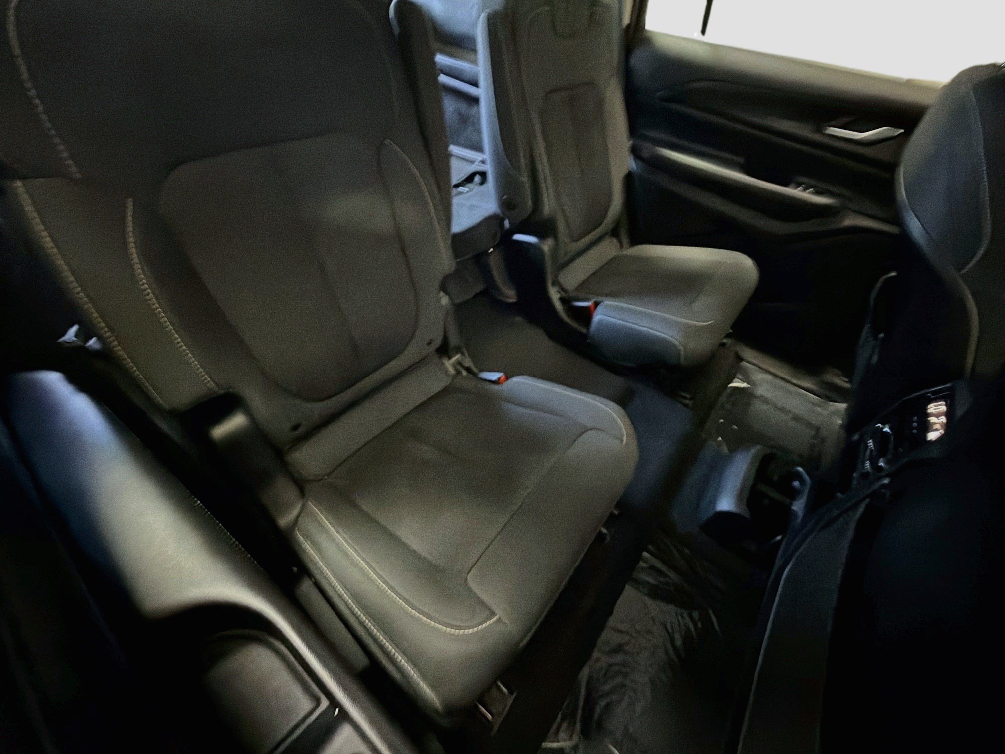 Used 2023 Jeep Grand Cherokee L Laredo AWD/4WD image 14
